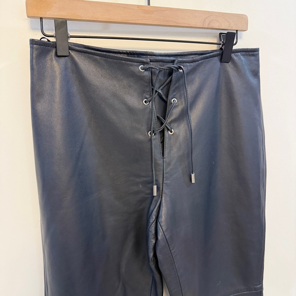 VTG RALPH LAUREN | LACE UP FRONT
GENUINE LEATHER PANTS - Picture 5 of 8